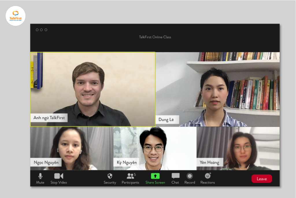 Trải nghiệm mới trường học Anh ngữ sáng tạo chuẩn quốc tế, hơn 4000 học viên đã học & tin tưởng TalkFirst!